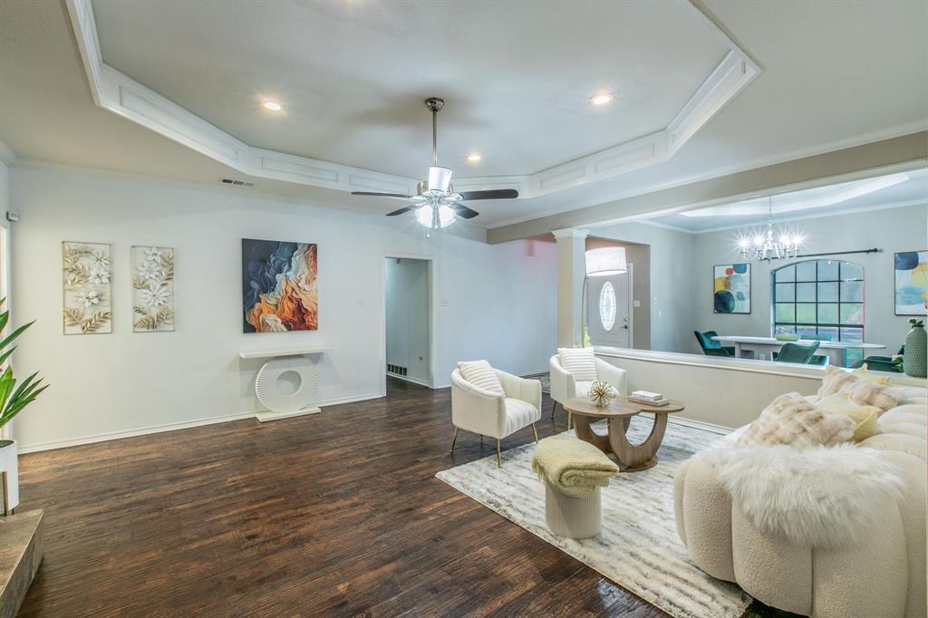 3302 Oxford Drive