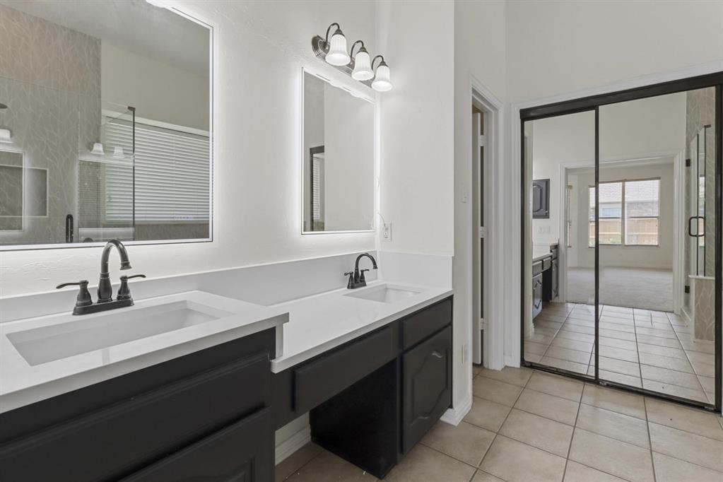 Flower Mound, Texas 75028, United States, 5 Bedrooms Bedrooms, ,3 BathroomsBathrooms,Residential,Active,54703