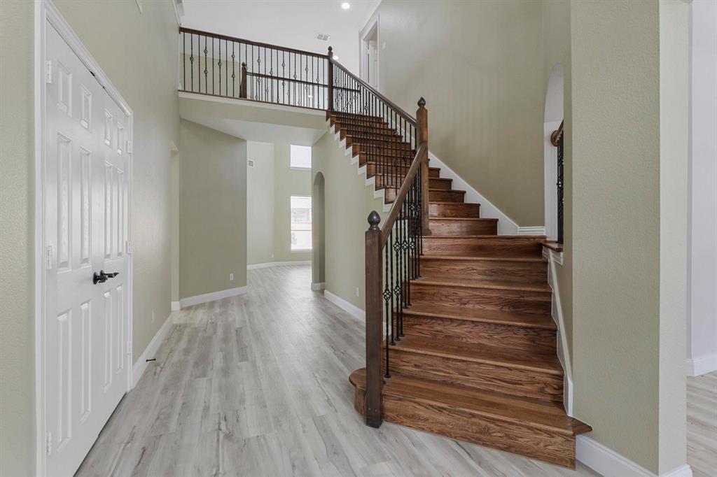 Flower Mound, Texas 75028, United States, 5 Bedrooms Bedrooms, ,3 BathroomsBathrooms,Residential,Active,54703