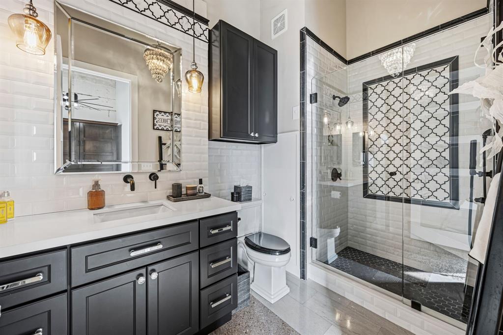 Texas & Pacific Lofts Condo - Residential