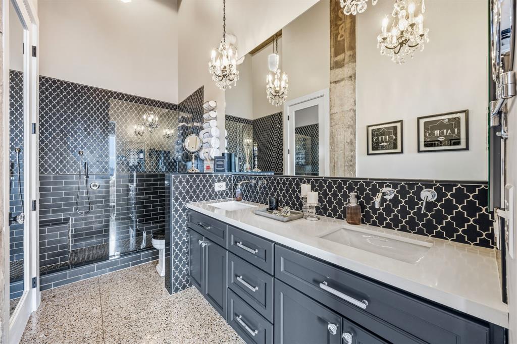 Texas & Pacific Lofts Condo - Residential