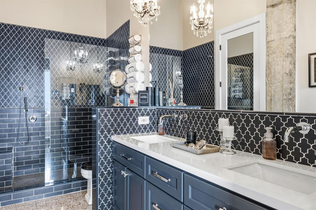 Texas & Pacific Lofts Condo - Residential