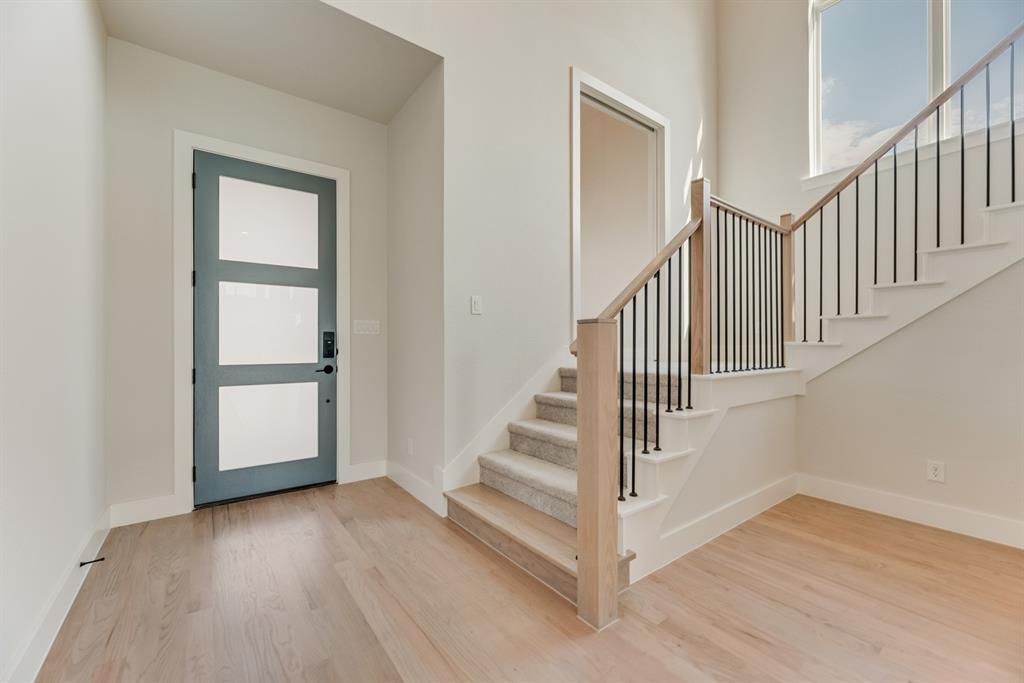 1935 Apple Tree Drive