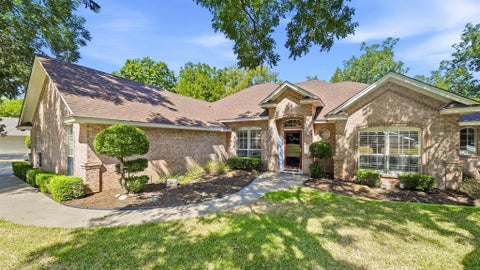 Photo of 6021 Melrose Circle, Granbury, TX 76049 (MLS # 21362519)