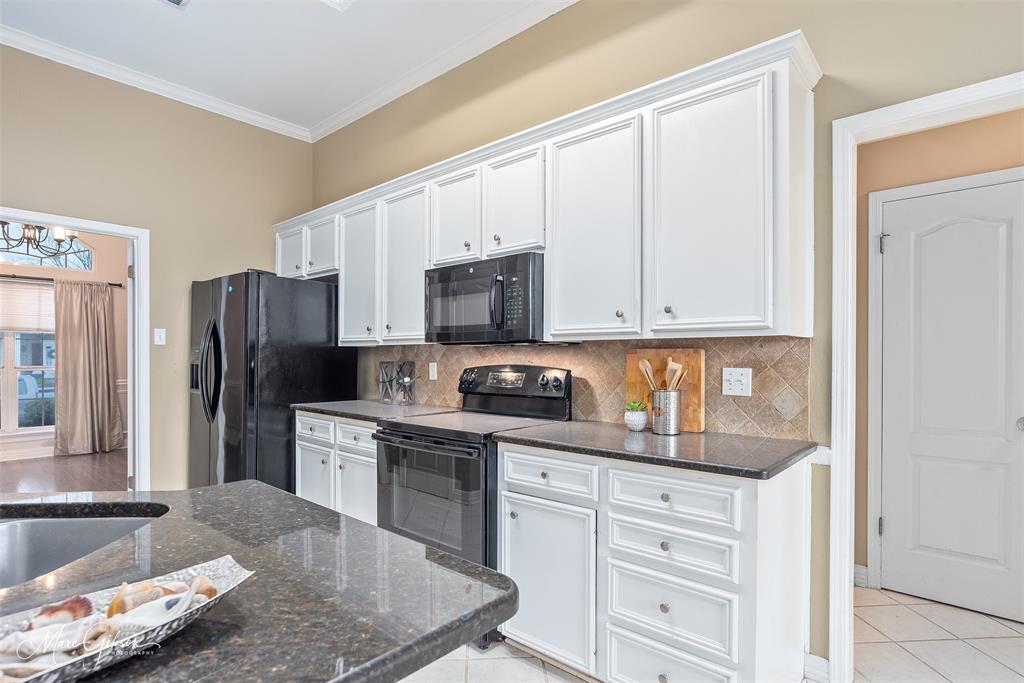 Bossier City, Louisiana 71111, United States, 4 Bedrooms Bedrooms, ,2 BathroomsBathrooms,Residential,Pending,2395