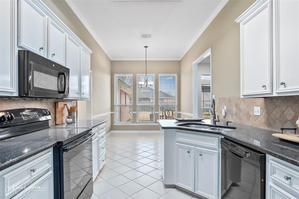 Bossier City, Louisiana 71111, United States, 4 Bedrooms Bedrooms, ,2 BathroomsBathrooms,Residential,Pending,2395