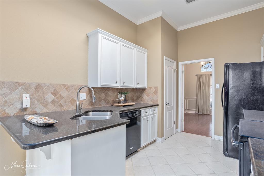 Bossier City, Louisiana 71111, United States, 4 Bedrooms Bedrooms, ,2 BathroomsBathrooms,Residential,Pending,2395