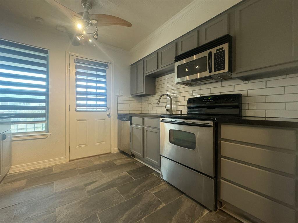 El Camino Real Condo - Residential