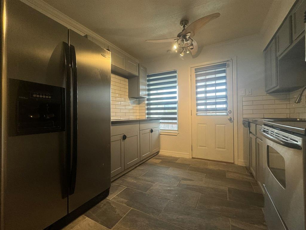 El Camino Real Condo - Residential