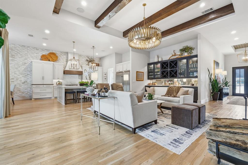 Whisper Rock - Residential