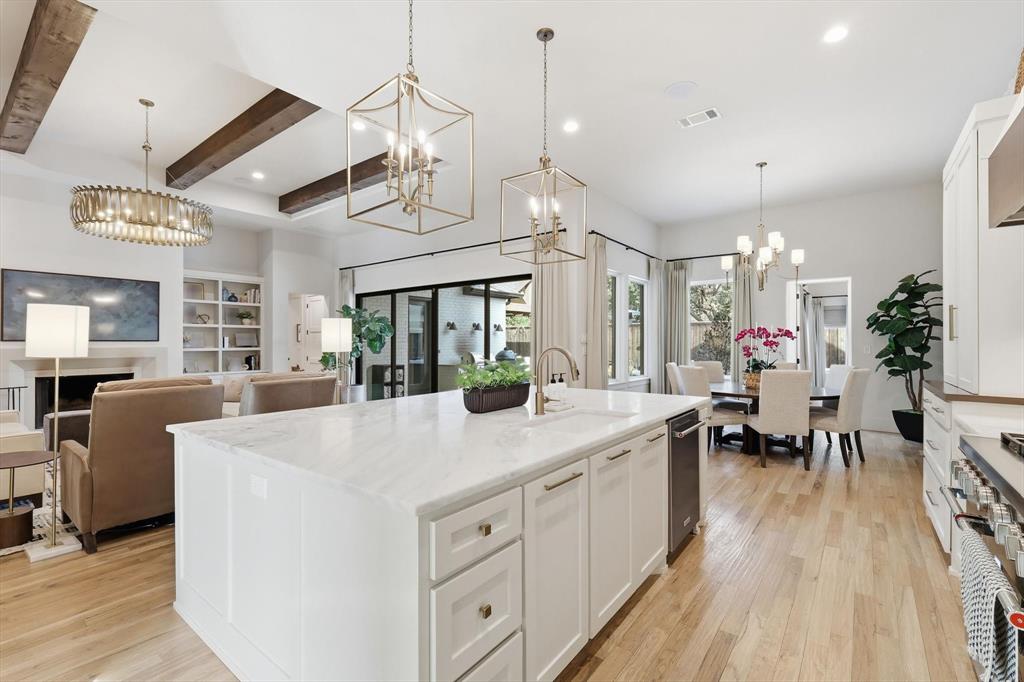 Whisper Rock - Residential