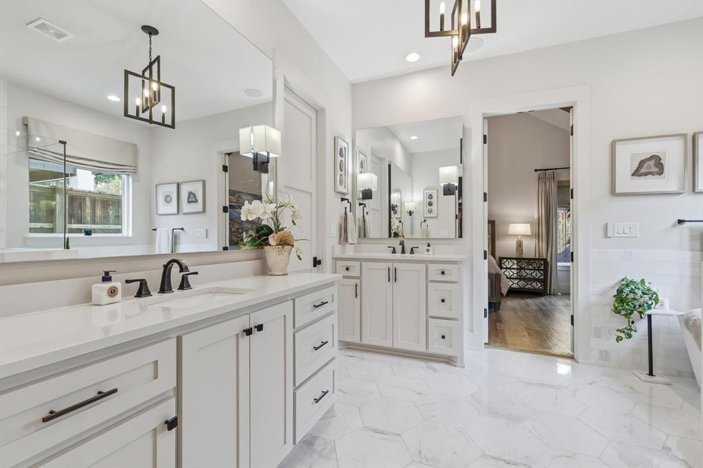 Whisper Rock - Residential