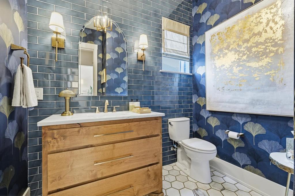 Whisper Rock - Residential