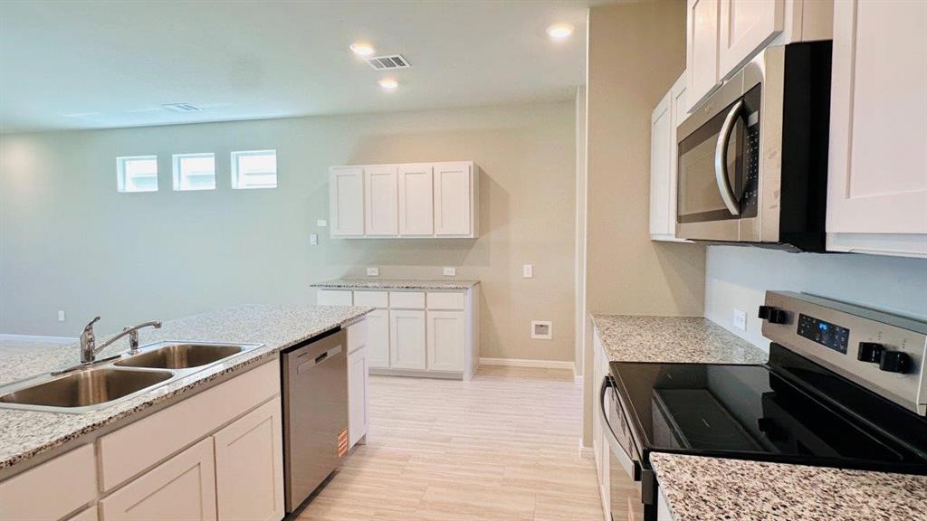 9352 PEAR BUTTE Drive