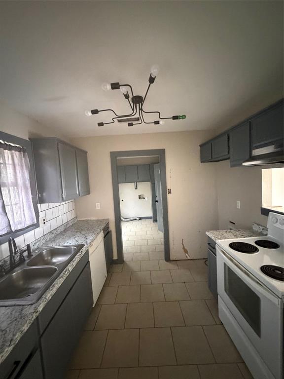 Brook Valley 05 - Residential