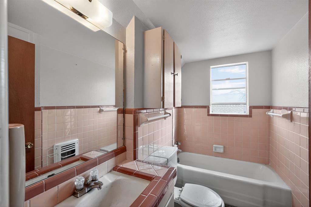 Lyndale #3 - Residential