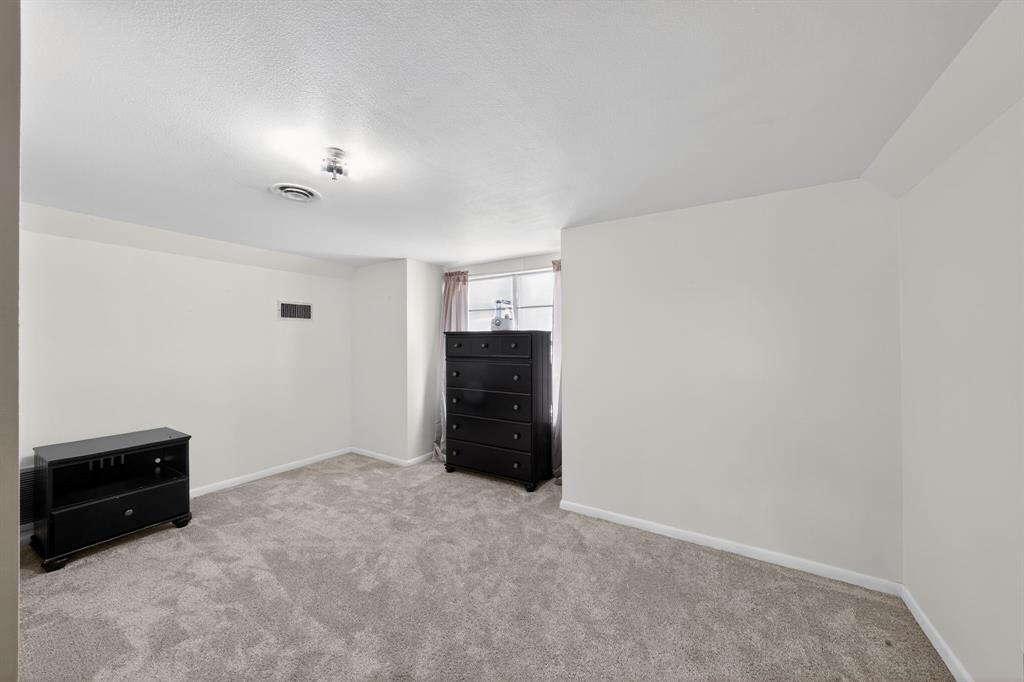 Lyndale #3 - Residential