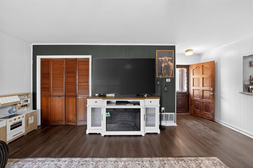 Lyndale #3 - Residential