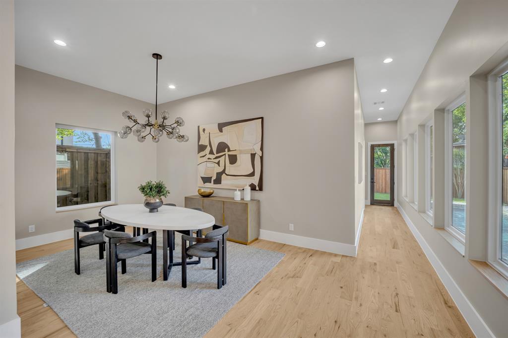 Henderson Avenue - Residential