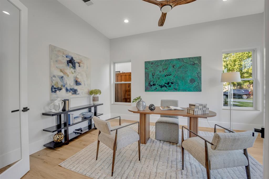 Henderson Avenue - Residential