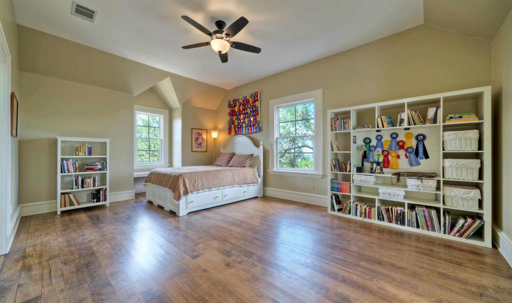 Settlers Ranch - Land