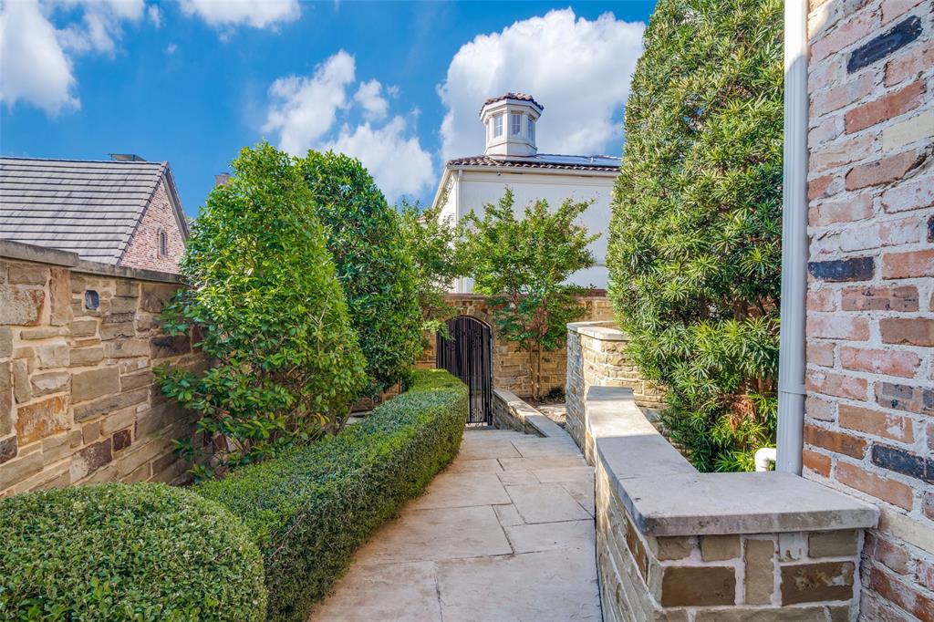 Lake Forest Ph C - Residential