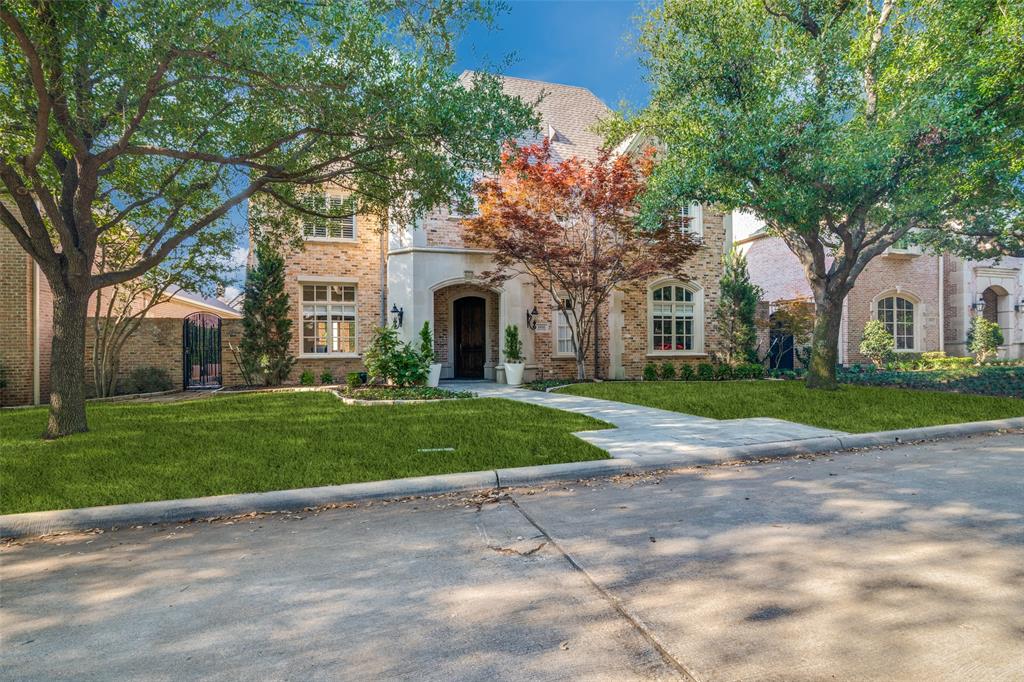 6910 Oak Manor Drive