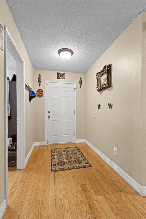 1708 Creek Bend Lane
