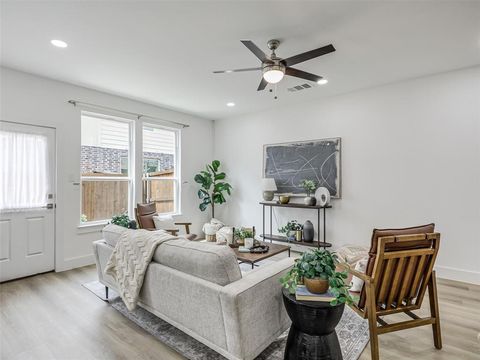 7331 Rubio Place Dallas TX 75235