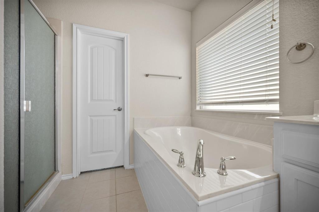 Rivers Edge Ph 1 - Residential Lease