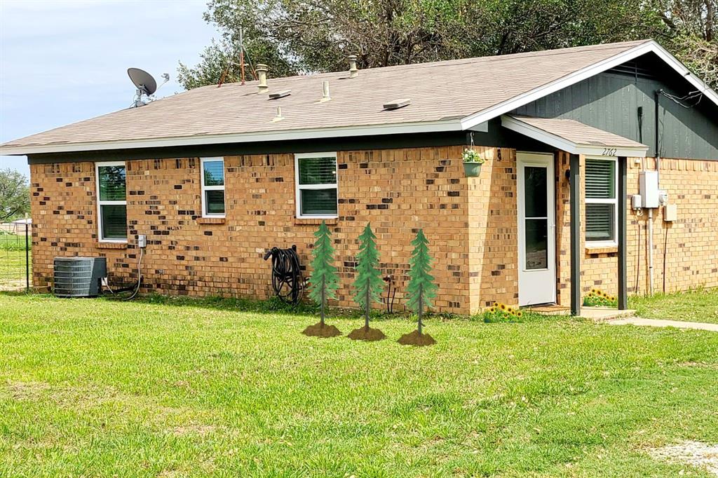 2762 W Highway 199