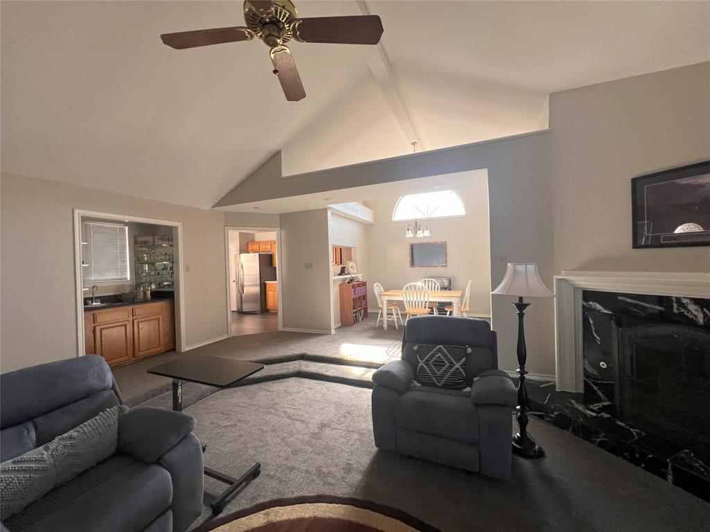 5218 Heatherdale Drive