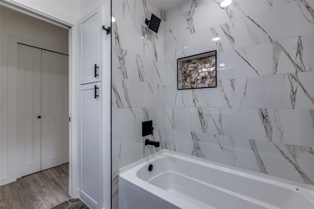 Lochwood Estates - Residential