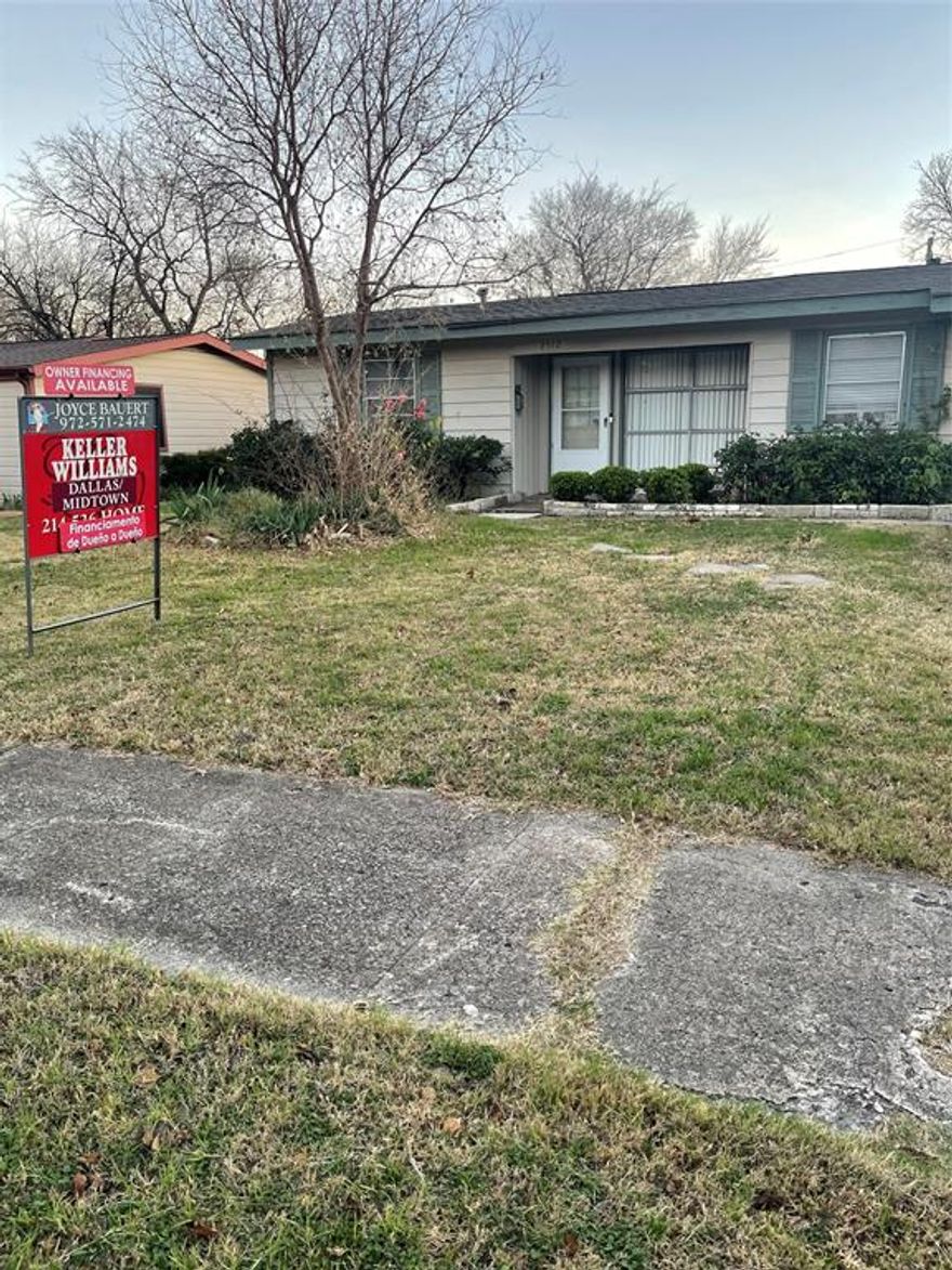 SELLER FINANCE!!!  Bring your ideas to make this your new home.  3- car tandem garage or large workshop.  Tenant occupied, may need up to 90 days for possession.  2-hour minimum notice required. Showings between 10:00 AM & 6:00 PM