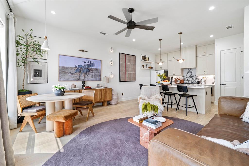 Main 7 Twnhm Add - Residential