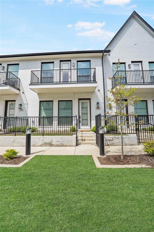 Main 7 Twnhm Add - Residential