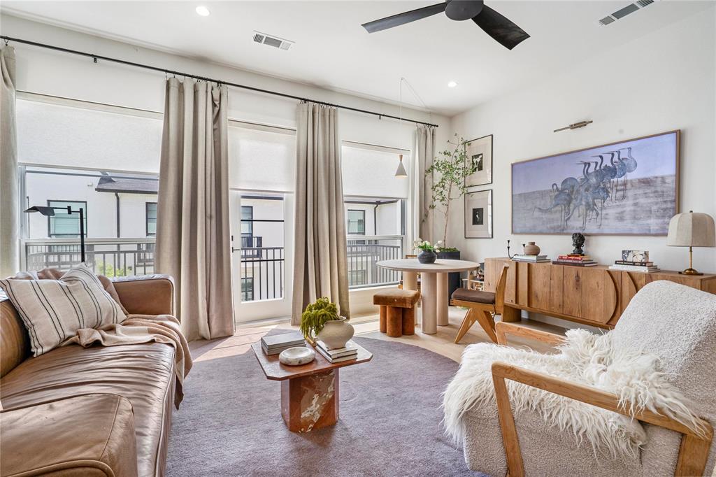 Main 7 Twnhm Add - Residential