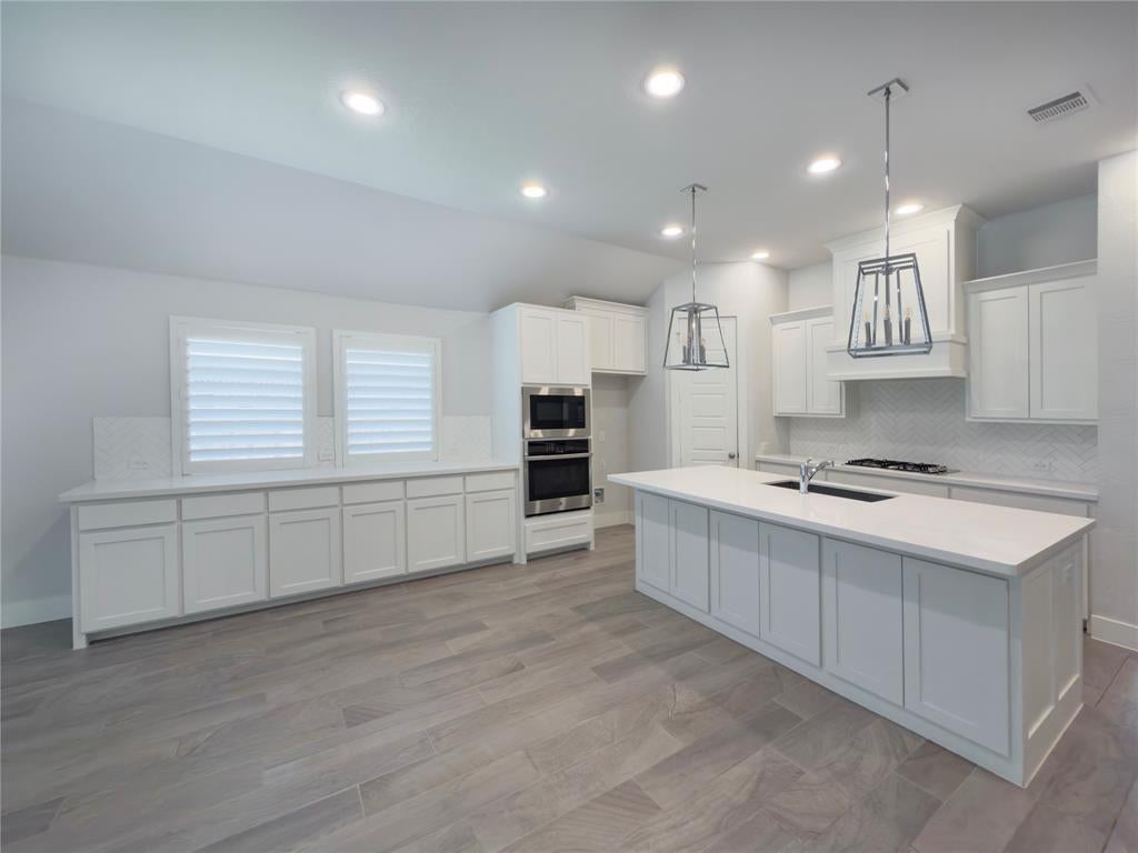 1708 Red Rose Trail