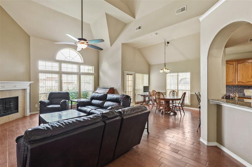 Parkway At Park Glen Add - Residential