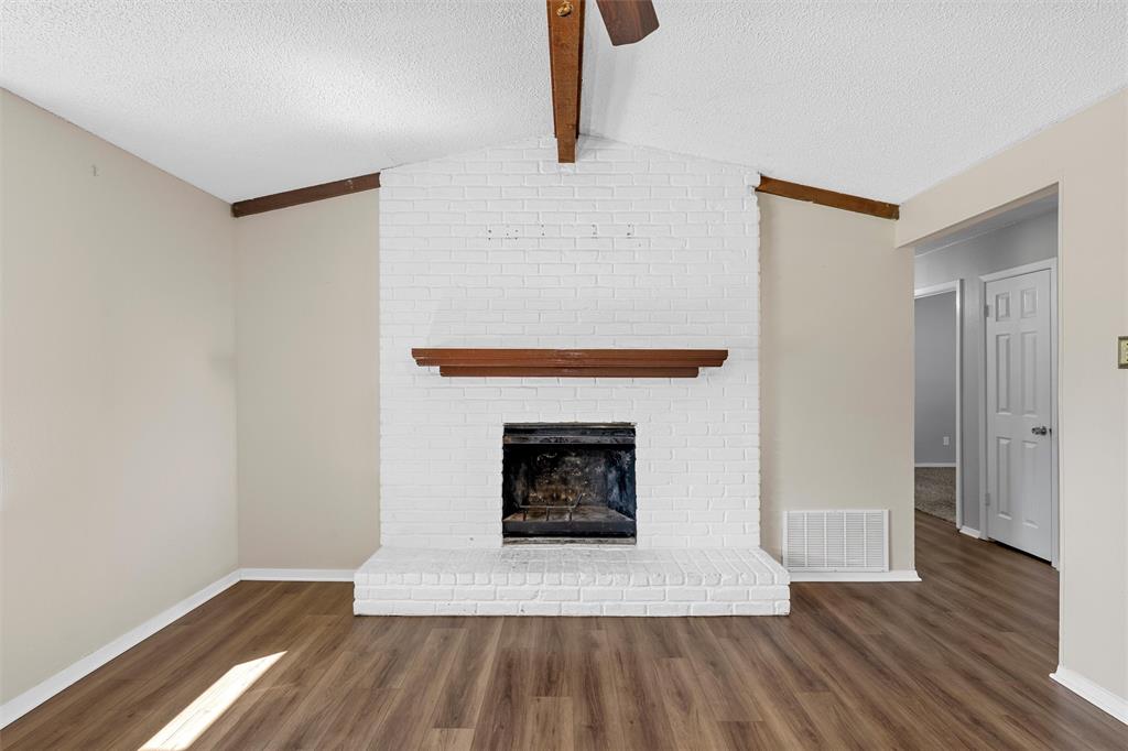 900 N Bunker Drive
