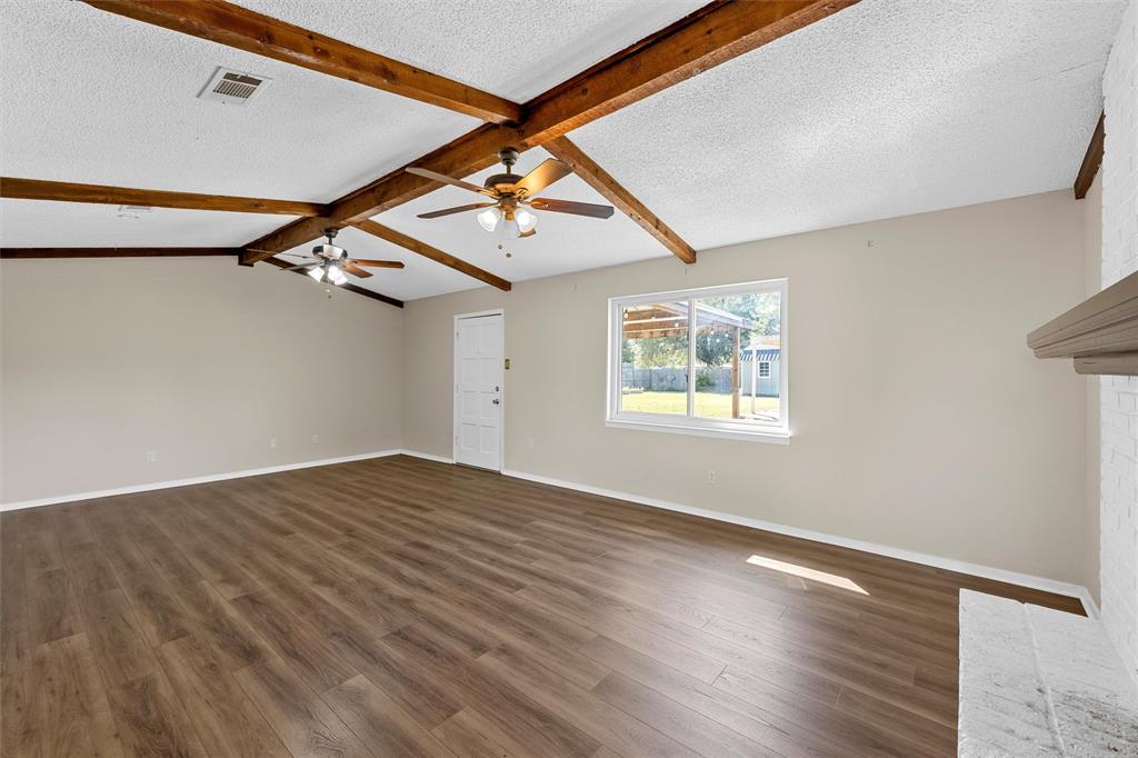 900 N Bunker Drive