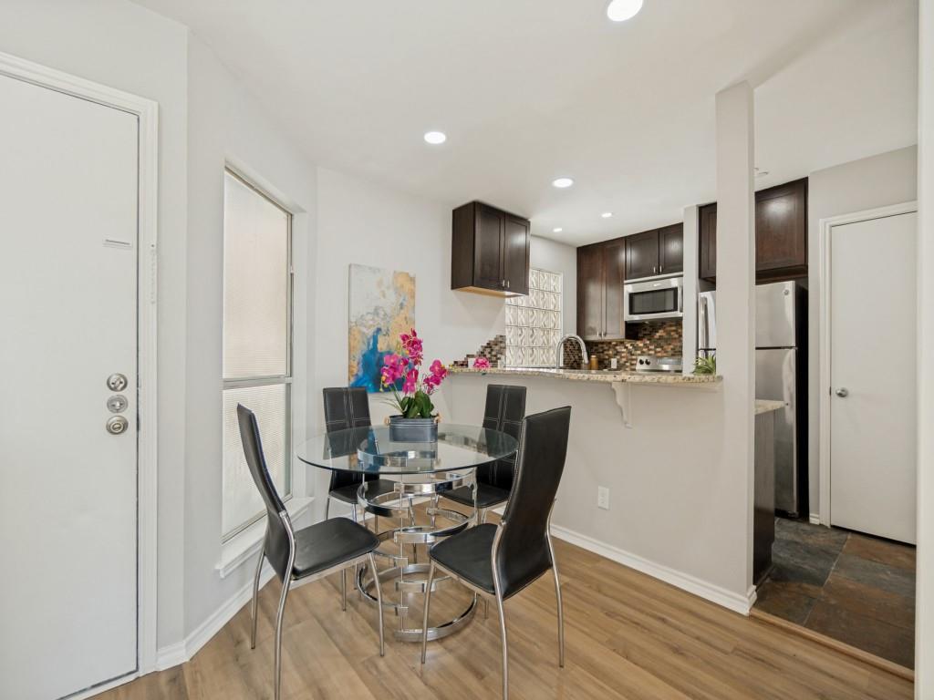 4221 Cole Avenue 206