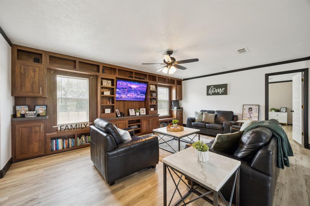 Knoll Ridge - Residential