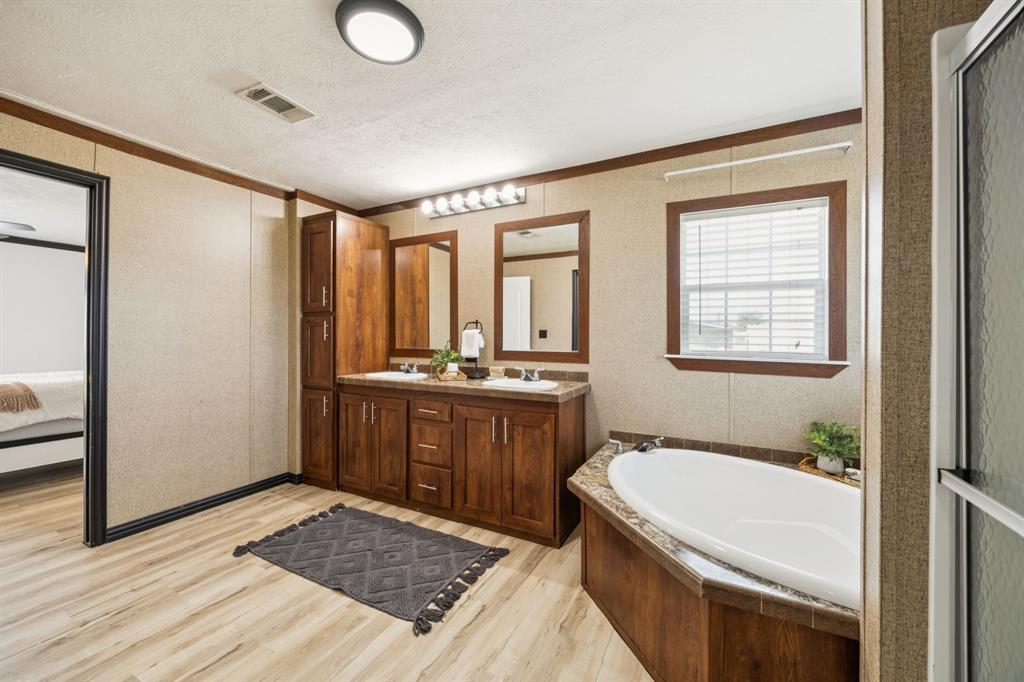 Knoll Ridge - Residential