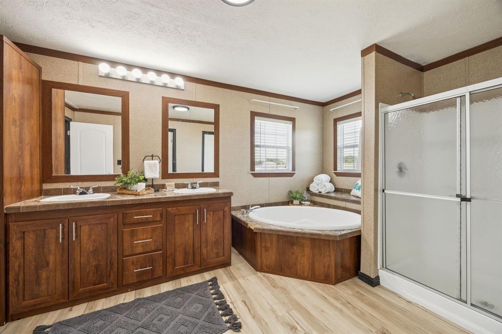 Knoll Ridge - Residential