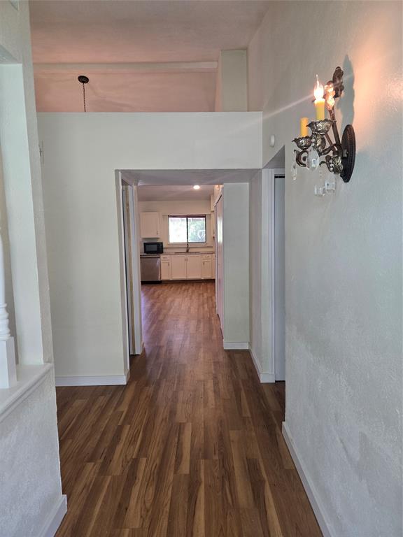 2828 Miller Place