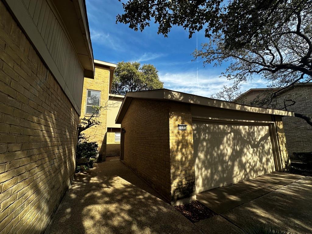 3111 Duck Creek Parkway