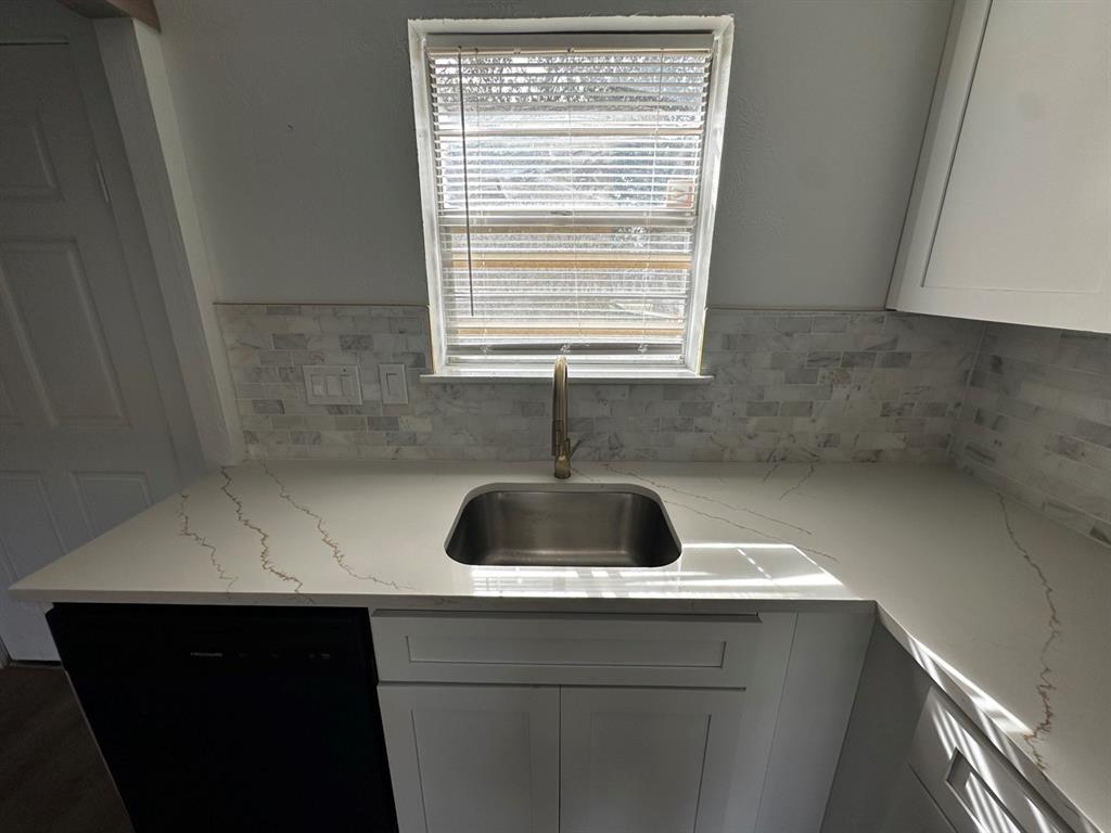 3111 Duck Creek Parkway