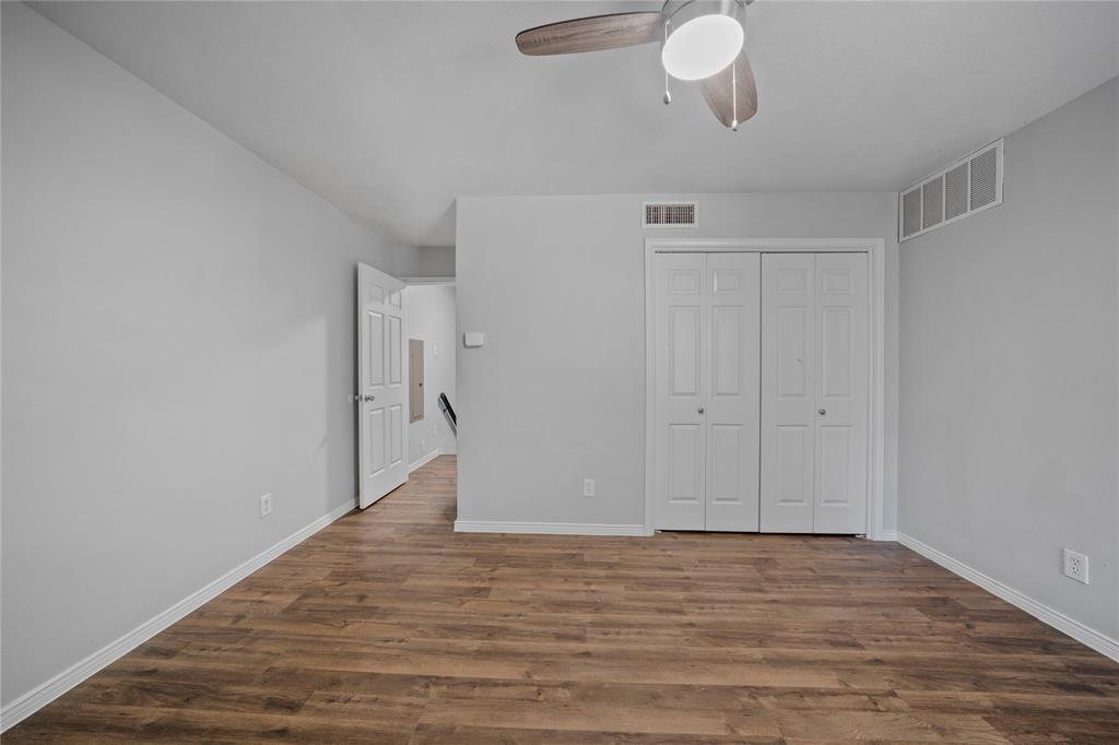 Glen Oaks Twnhms - Residential