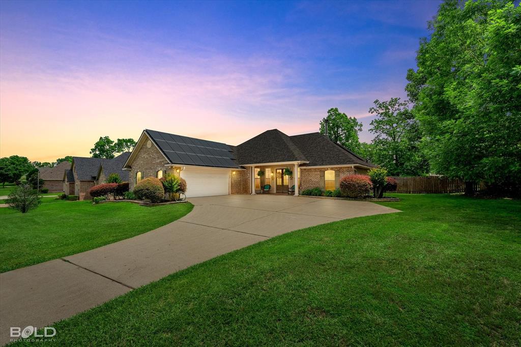 1749 Turning Leaf Trail